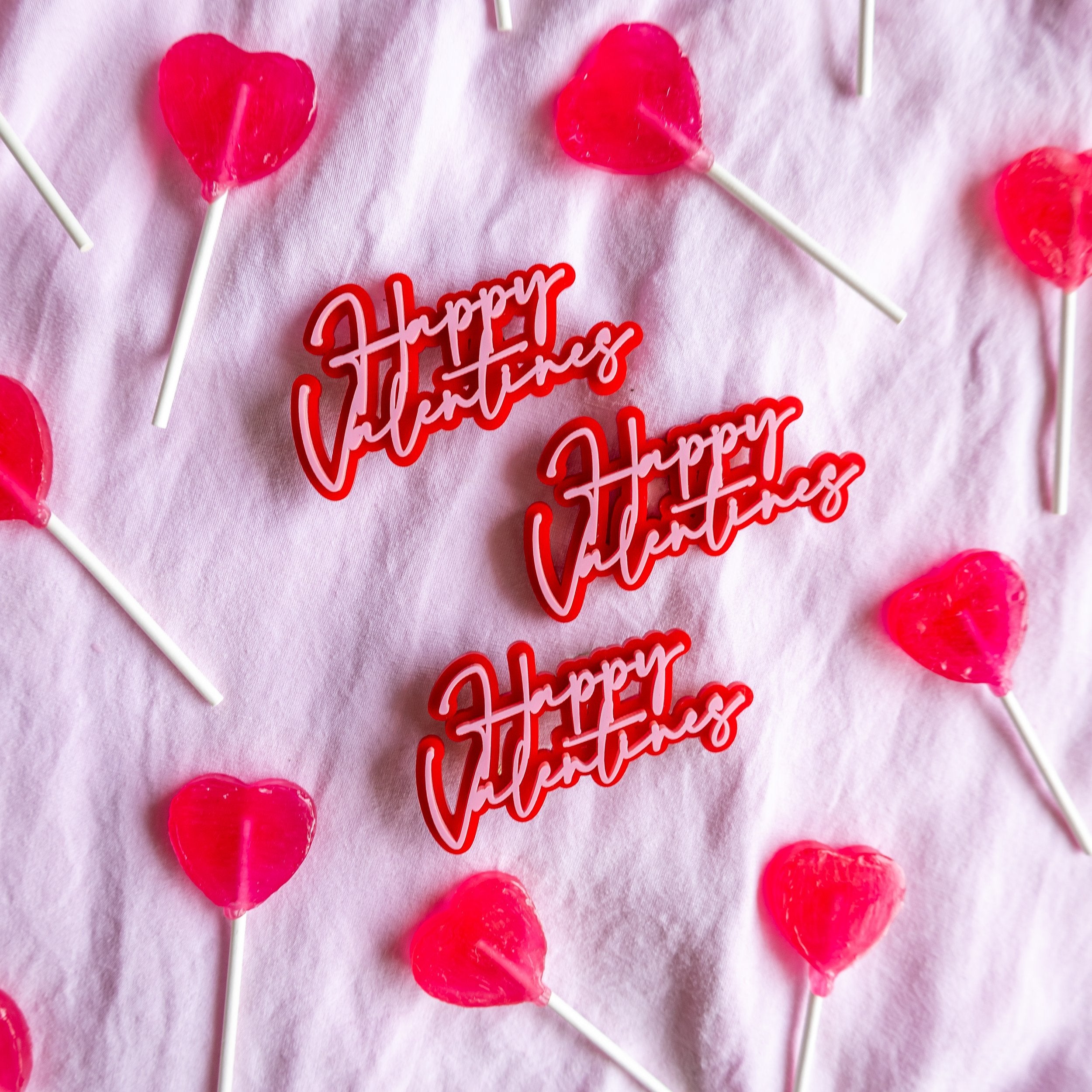 Happy Valentine's - Layered Cupcake in red and pink