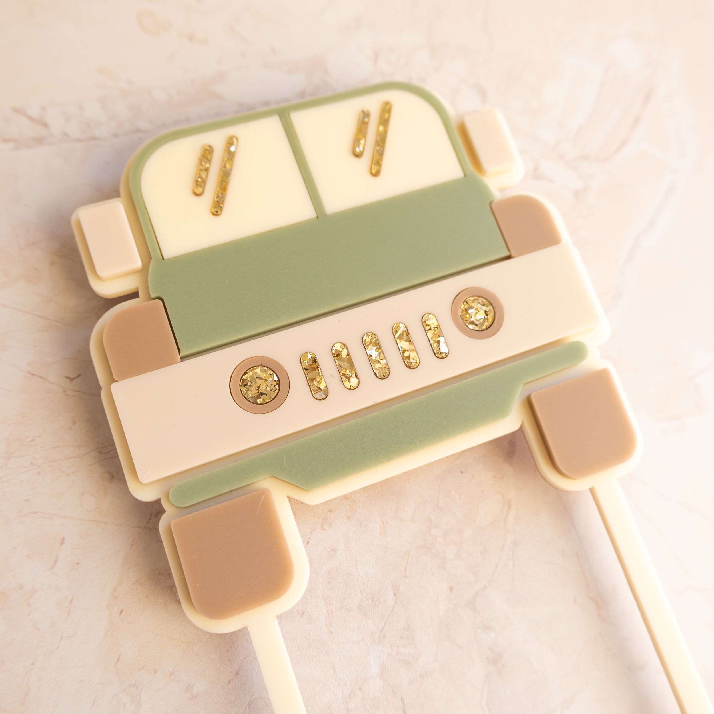 Safari Explorer - Cake Topper