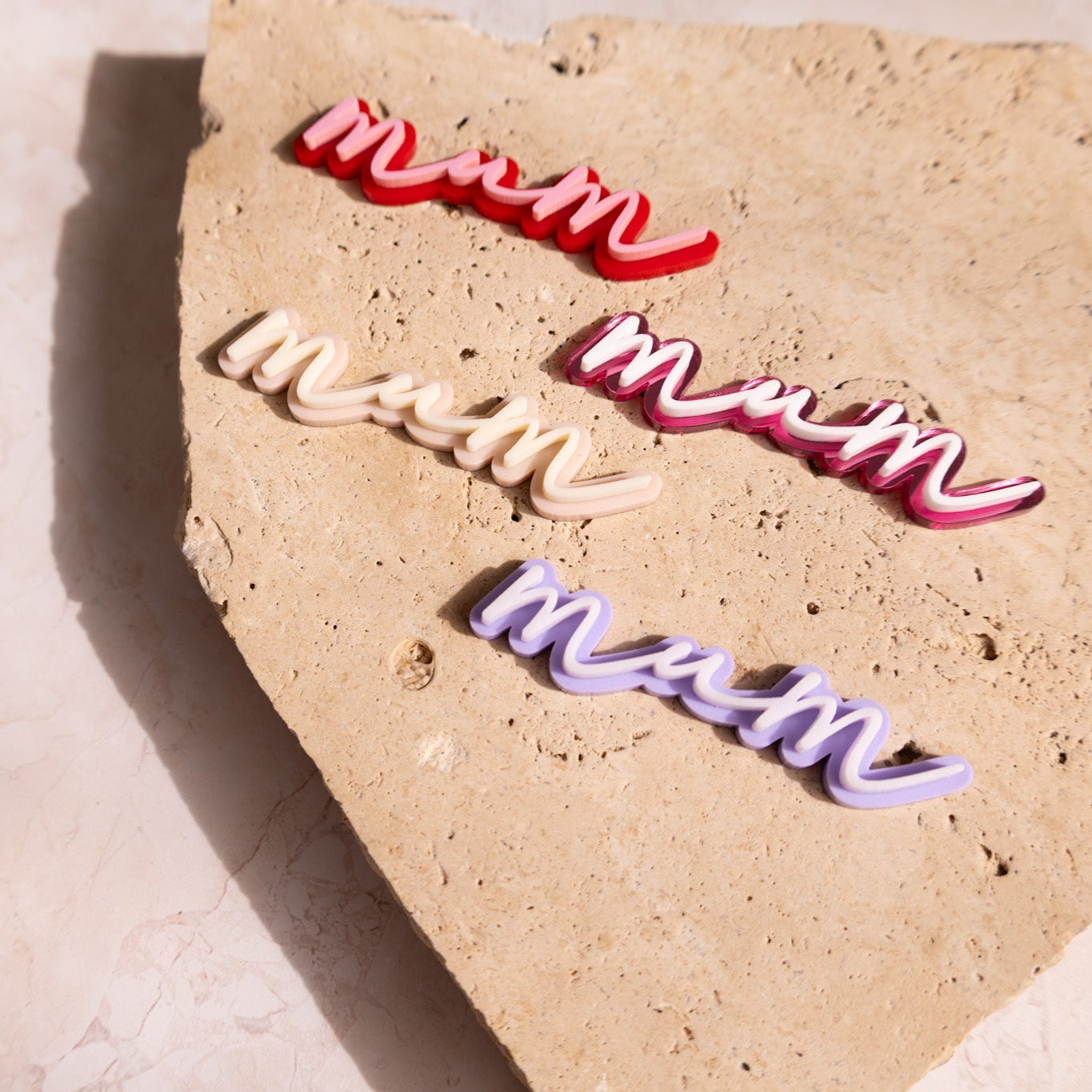cursive mum cupcake charm in lower case font